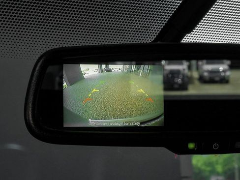 Used 2020 Nissan 370Z Coupe image 18