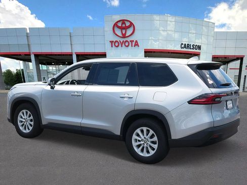 Certified 2025 Toyota Grand Highlander AWD image 6