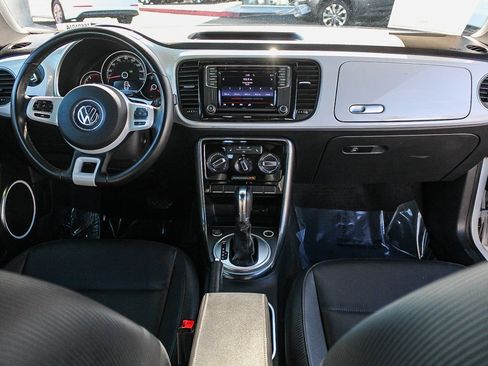 Used 2017 Volkswagen Beetle 1.8T SE image 14