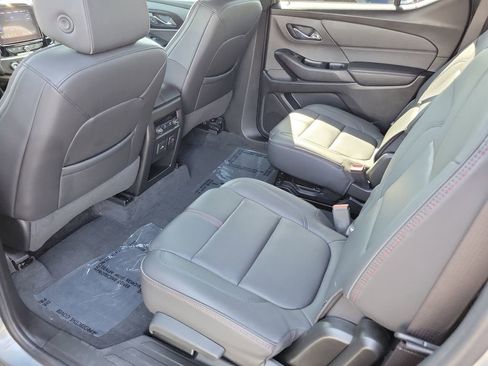 Used 2023 Chevrolet Traverse RS w/ LPO, Floor Liner Package FWD image 26