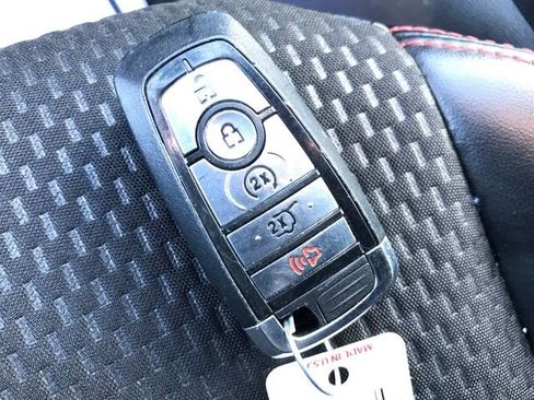 Used 2024 Ford Escape ST-Line image 24