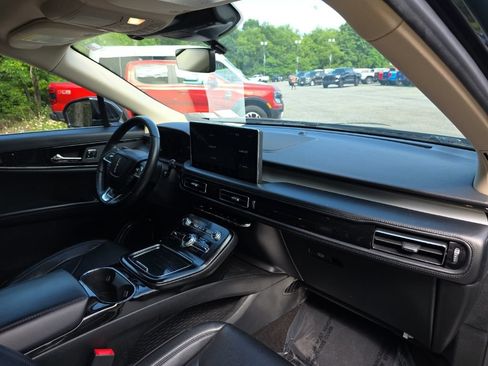 Used 2021 Lincoln Nautilus AWD image 20