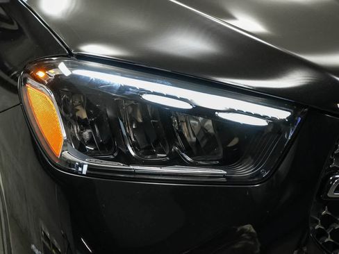 Certified 2025 Mercedes-Benz GLE 450 4MATIC image 4