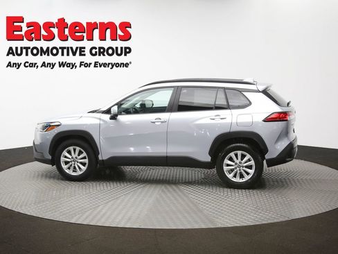 Used 2024 Toyota Corolla Cross LE image 60