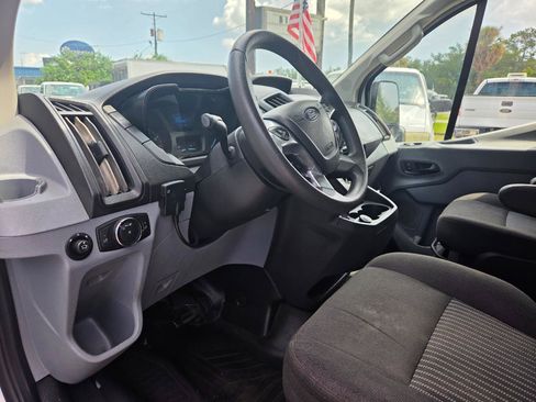 Used 2018 Ford Transit 150 130 Low Roof RWD image 10