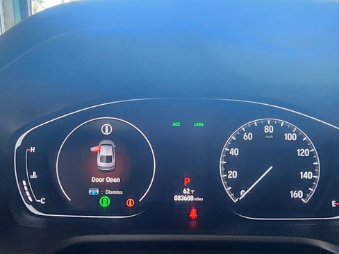 Certified 2018 Honda Accord Sport image 16