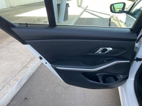 Used 2025 BMW 330i xDrive Sedan image 16