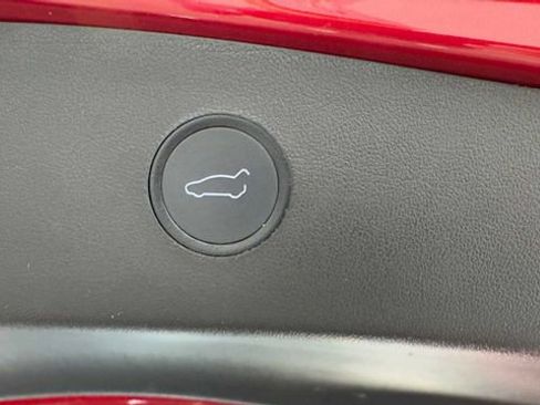 Used 2021 Tesla Model 3 Performance image 28