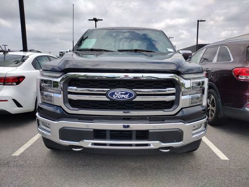 Used 2024 Ford F150 Lariat w/ FX4 Off-Road Package AWD/4WD image 2