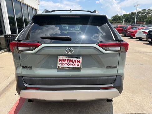 Used 2019 Toyota RAV4 Adventure w/ Cold Weather Package AWD/4WD image 8