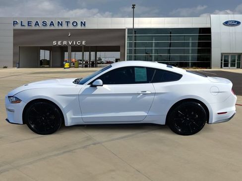 Used 2020 Ford Mustang Coupe RWD image 2