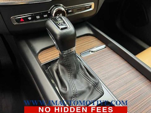 Used 2019 Volvo XC60 T5 Inscription w/ Protection Package image 30