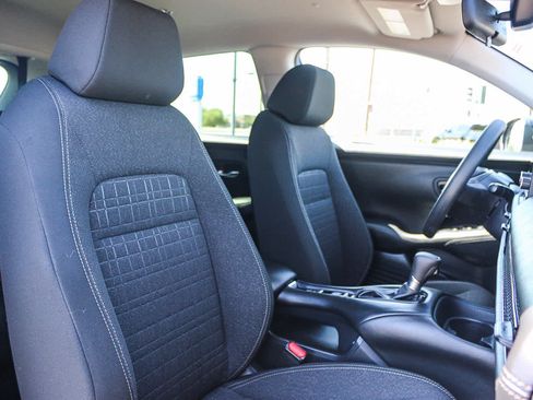 Certified 2025 Honda HR-V LX image 16