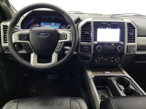 Used 2018 Ford F250 Lariat w/ Lariat Value Package image 22