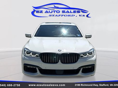 Used 2018 BMW 750i xDrive AWD/4WD image 2