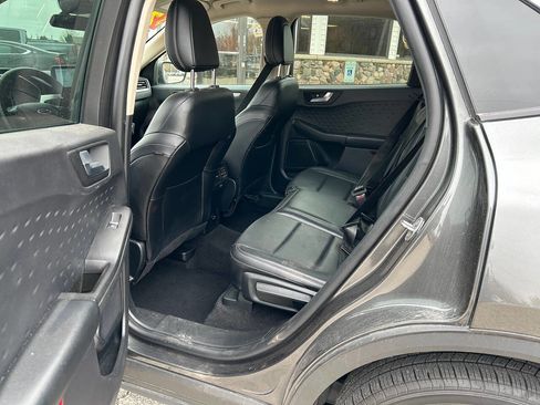 Used 2020 Ford Escape SEL image 17