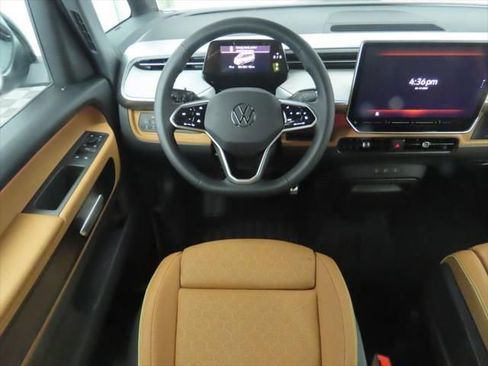 New 2025 Volkswagen ID. Buzz Pro S Plus image 10