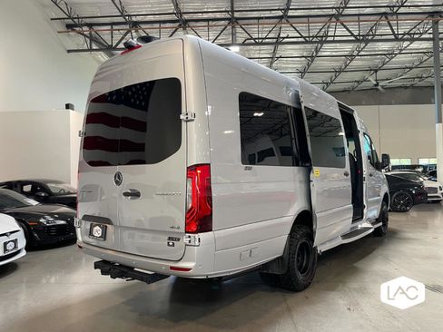 Used 2020 Mercedes-Benz Sprinter 3500 image 2
