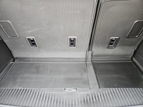 Certified 2025 Cadillac Escalade Sport w/ LPO, Floor Liner Package image 34