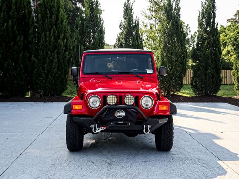Used 2006 Jeep Wrangler X w/ Tire & Wheel Group (Ecco) AWD/4WD image 3
