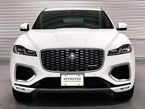 Certified 2025 Jaguar F-PACE R-Dynamic S image 2