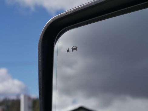 Used 2025 Chevrolet Silverado 2500 ZR2 w/ Technology Package image 42