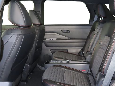 New 2026 Nissan Pathfinder Rock Creek AWD/4WD image 25