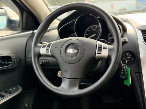 Used 2012 Chevrolet Malibu LT image 17