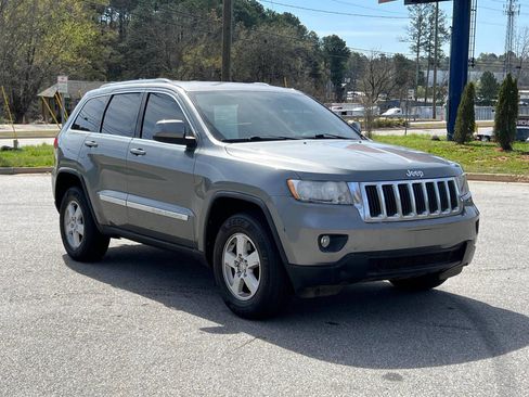 Used 2012 Jeep Grand Cherokee Laredo w/ Laredo E Group image 5