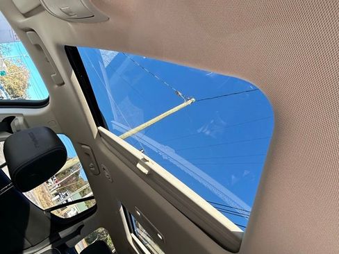 Used 2022 GMC Acadia Denali w/ Denali Ultimate Package image 35