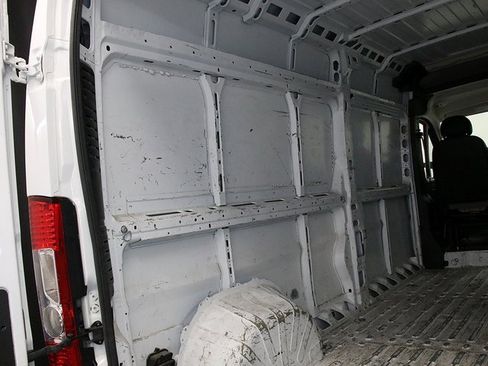 Used 2023 RAM ProMaster 2500 image 23