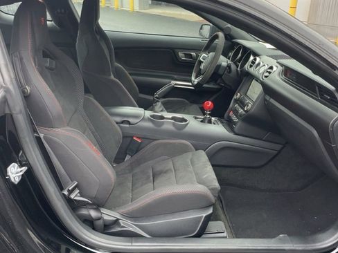 Used 2017 Ford Mustang Shelby GT350R w/ GT350R Equipment Group 920A image 18