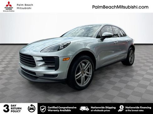 Used 2021 Porsche Macan AWD/4WD image 1