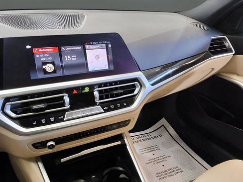 Used 2020 BMW 330i xDrive Sedan AWD/4WD image 18