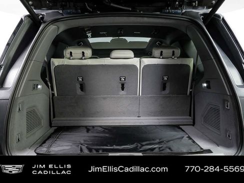 New 2026 Cadillac Escalade IQL Luxury image 32