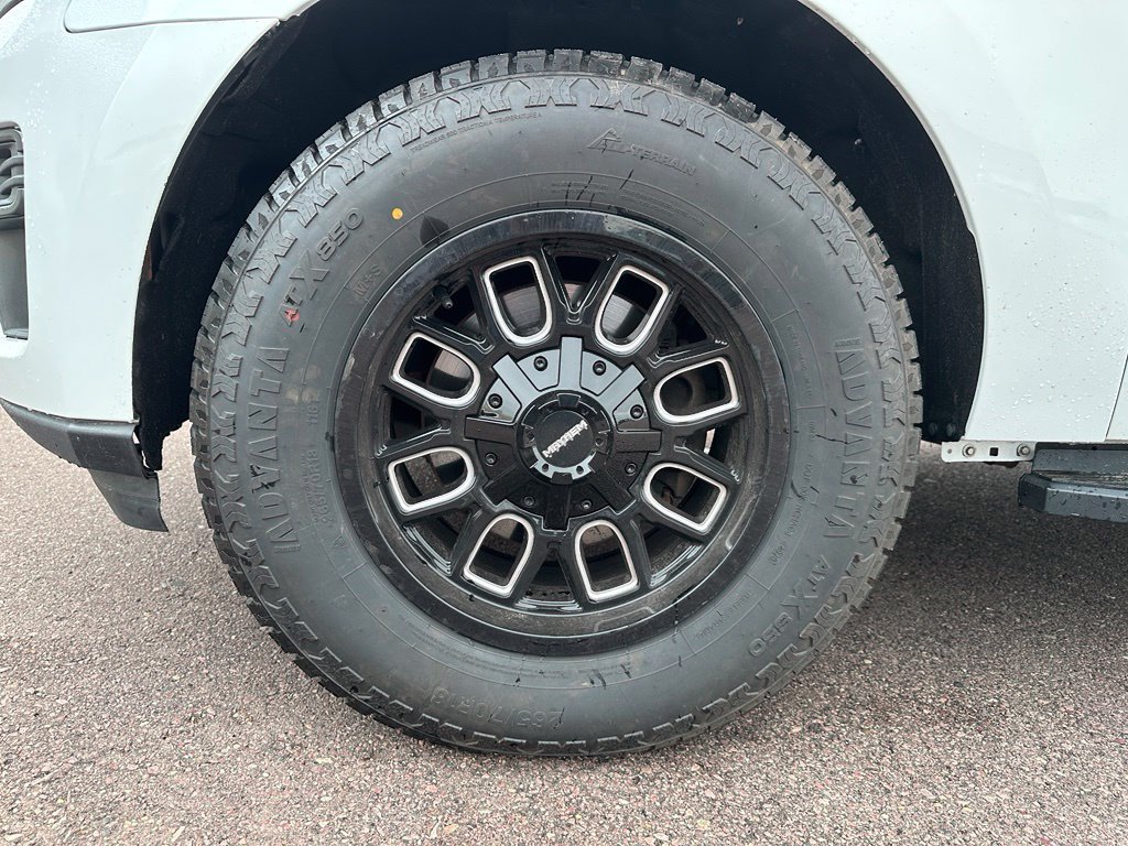Used 2022 Ford Expedition XL AWD/4WD image 40