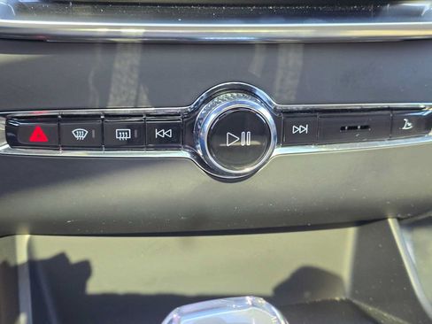 Used 2026 Volvo XC90 B6 Plus w/ Protection Package Premier AWD/4WD image 30