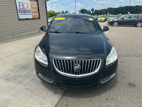 Used 2011 Buick Regal CXL Turbo w/ TO2 Preferred Equipment Group FWD image 2