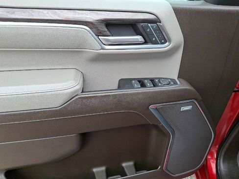 Used 2023 Chevrolet Silverado 1500 LTZ w/ LTZ Premium Package image 10