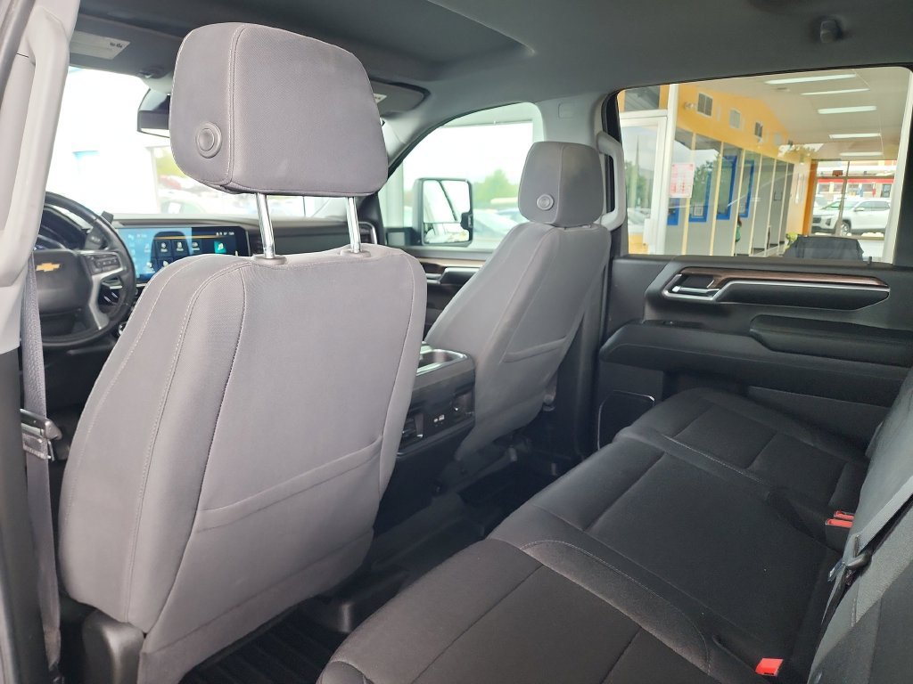 Used 2024 Chevrolet Silverado 2500 LT w/ Convenience Package AWD/4WD image 39