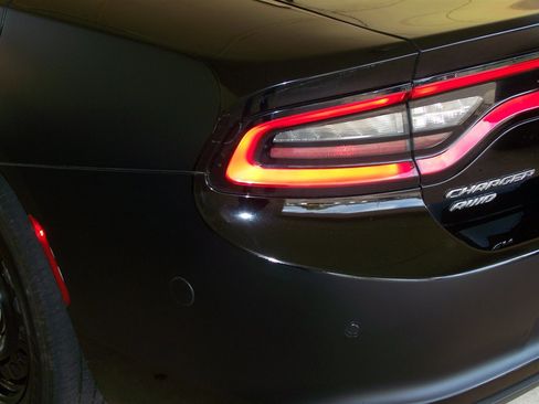 Used 2019 Dodge Charger Police image 38