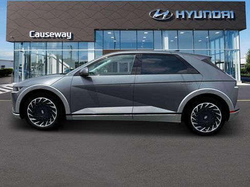 New 2024 Hyundai Ioniq 5 Limited image 3