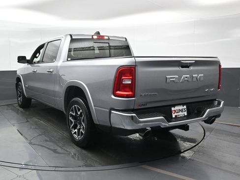 Used 2025 RAM 1500 Laramie image 10