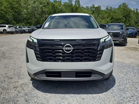 New 2026 Nissan Pathfinder SL FWD image 3