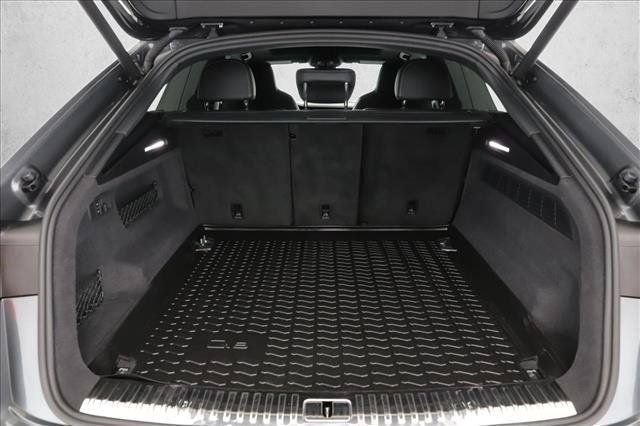 Used 2021 Audi SQ8 Prestige w/ Prestige Package AWD/4WD image 7