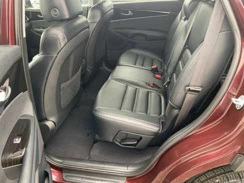Used 2019 Kia Sorento EX image 20