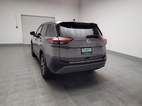 Used 2021 Nissan Rogue SV FWD image 6