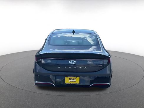 Used 2025 Hyundai Sonata SEL FWD image 12
