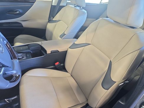 Used 2021 Lexus ES 350 w/ Premium Package FWD image 13