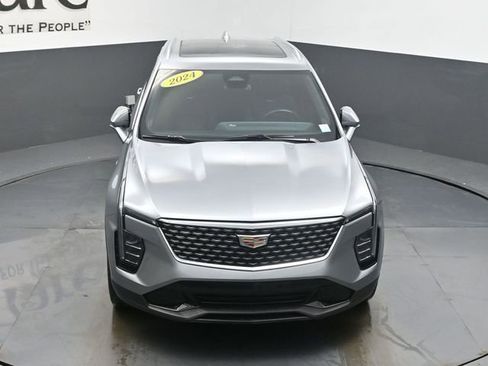 Used 2024 Cadillac XT4 Premium Luxury image 59